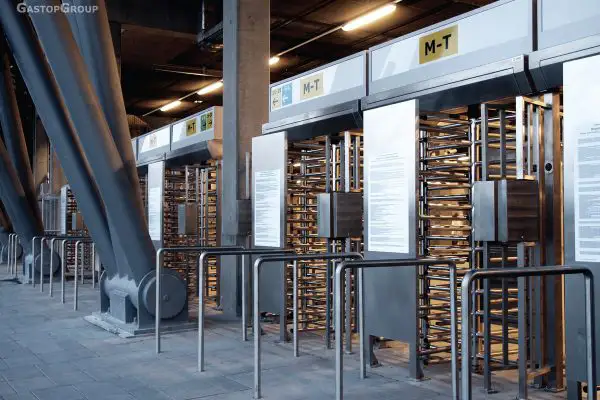 ia-full-height-turnstiles-stadium-entry ia-full-height-turnstiles-stadium-entry