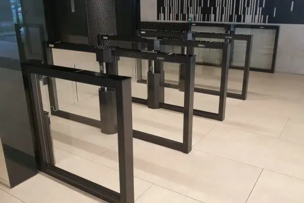 ia-glass-barrier-turnstiles-indoor ia-glass-barrier-turnstiles-indoor
